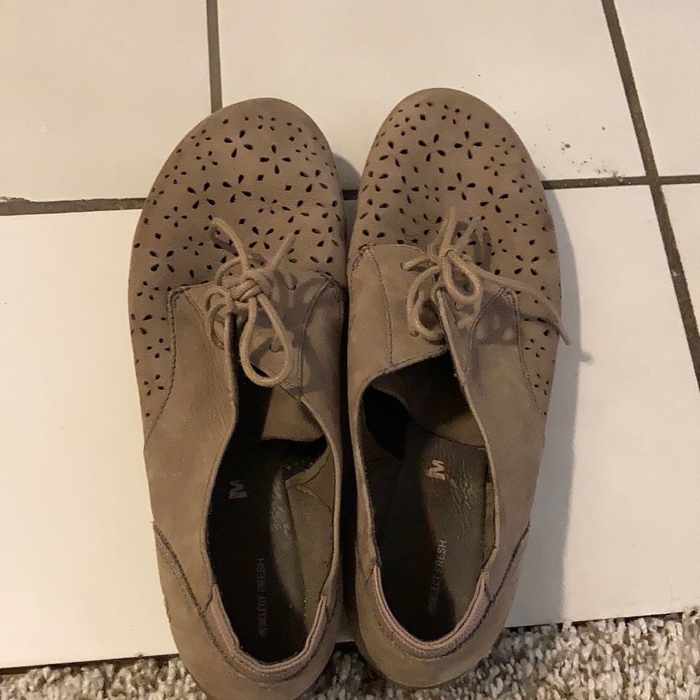 Taupe Merrell Mimix minimalist barefoot sneaker